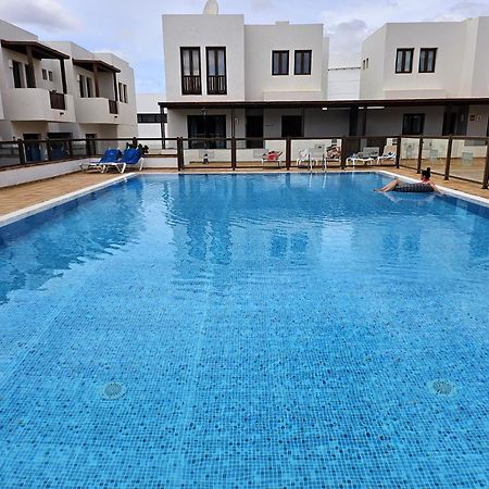 Duplex Noray Vista A La Piscina Daire Puerto Calero Dış mekan fotoğraf